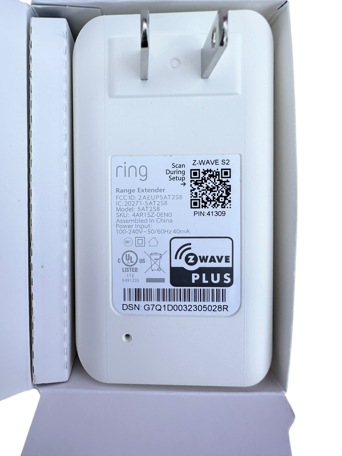 Ring Alarm Range Extender 2nd Gen for Wifi Home Security Systems 5AT2S8 White