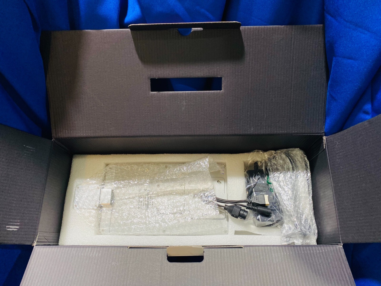 BIOMETRIC SCANNER, FACE TEMP BN-2600ACTC