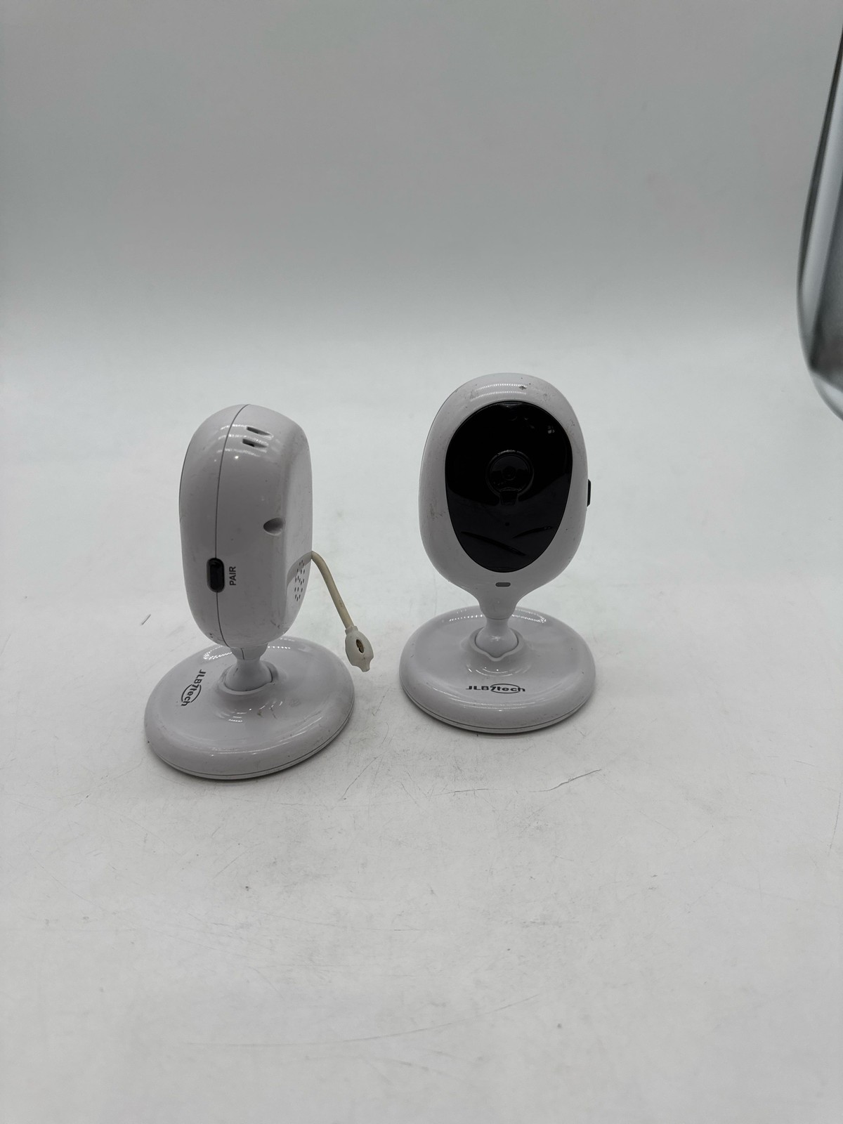 (BROKEN) JLB7tech Video Baby Monitor Two Cameras 4.3in LCD Night Vision 953B-2T