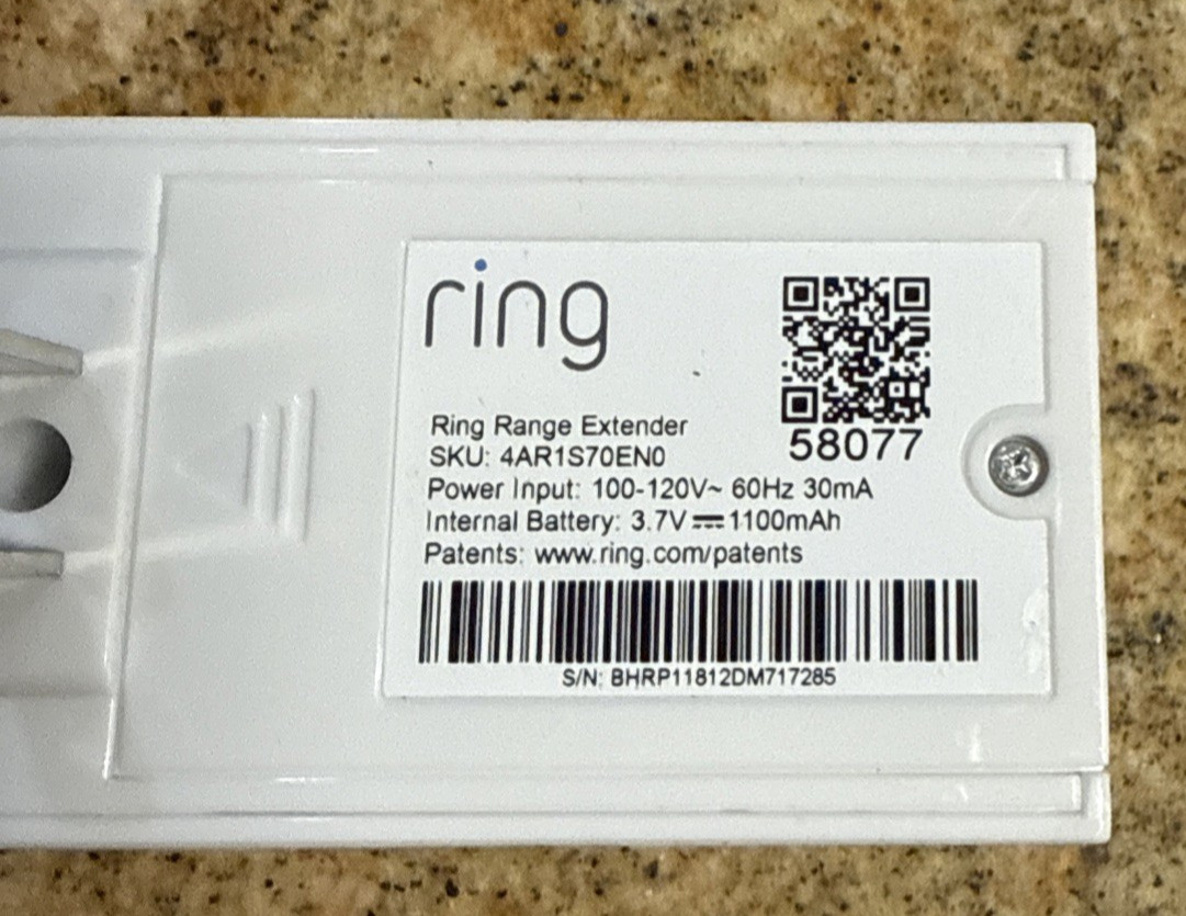 Ring Alarm Range Extender SKU: 4AR1S70EN0 1st Generation