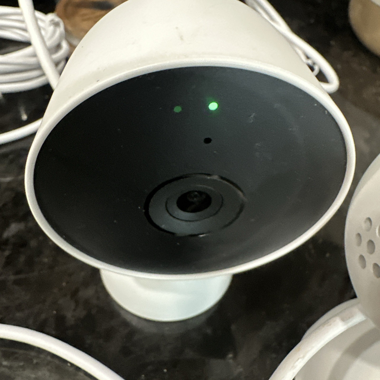 2 Google Nest Cams 2nd Gen GJQ9T White Snow