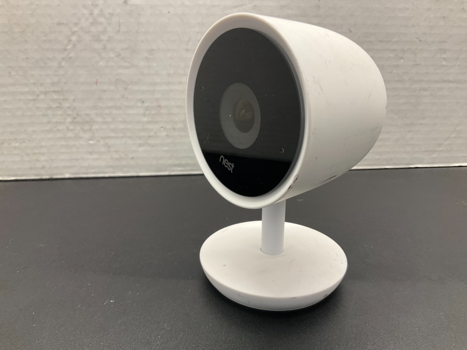 Google NEST Cam IQ Indoor Smart 1080P HD Security Camera A0053 NC3100US Nice