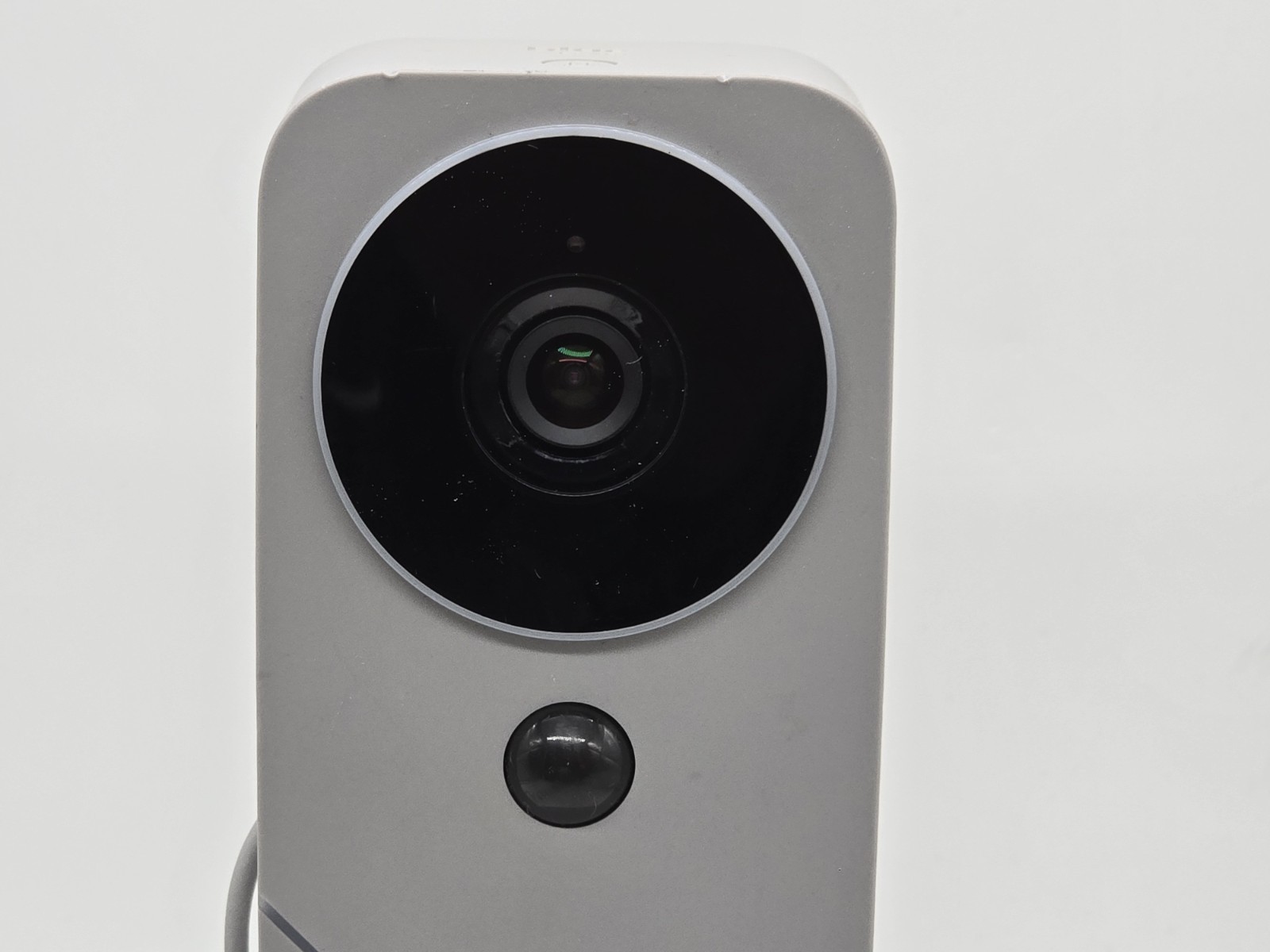 Blue by ADT 1080p HD Indoor Camera SCH2R0-29 UNTESTED