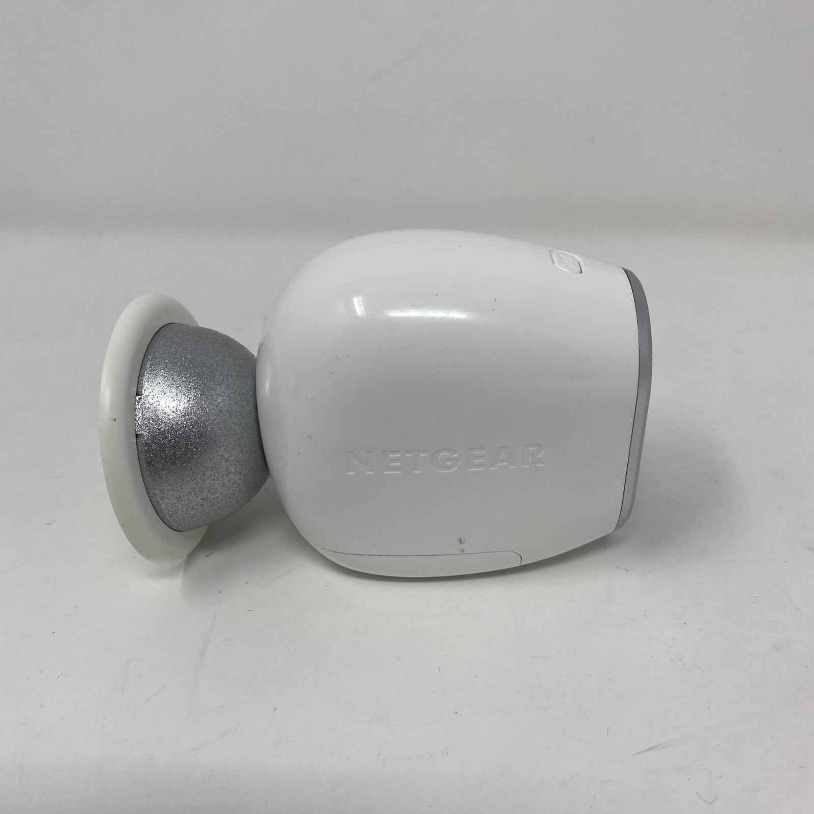 Arlo VMC3030 HD Wireless Add-On Security Camera Night Vision Outdoor/Indoor -01
