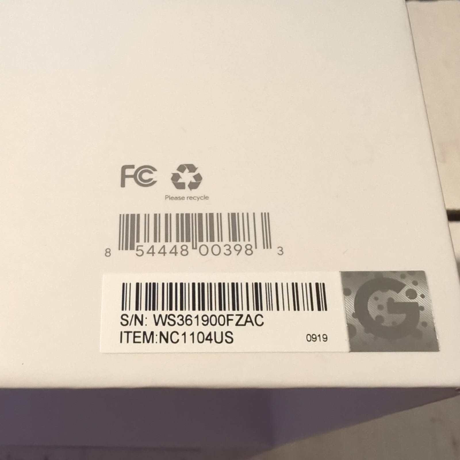 By the Each Google Nest Cam Indoor Security Camera 2nd Generation NC1104US