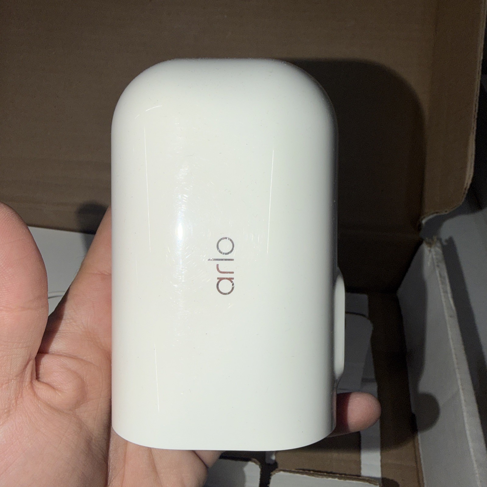 Arlo VMS4452P-100NAR Pro 4 XL Batt 4 Pack + Hub