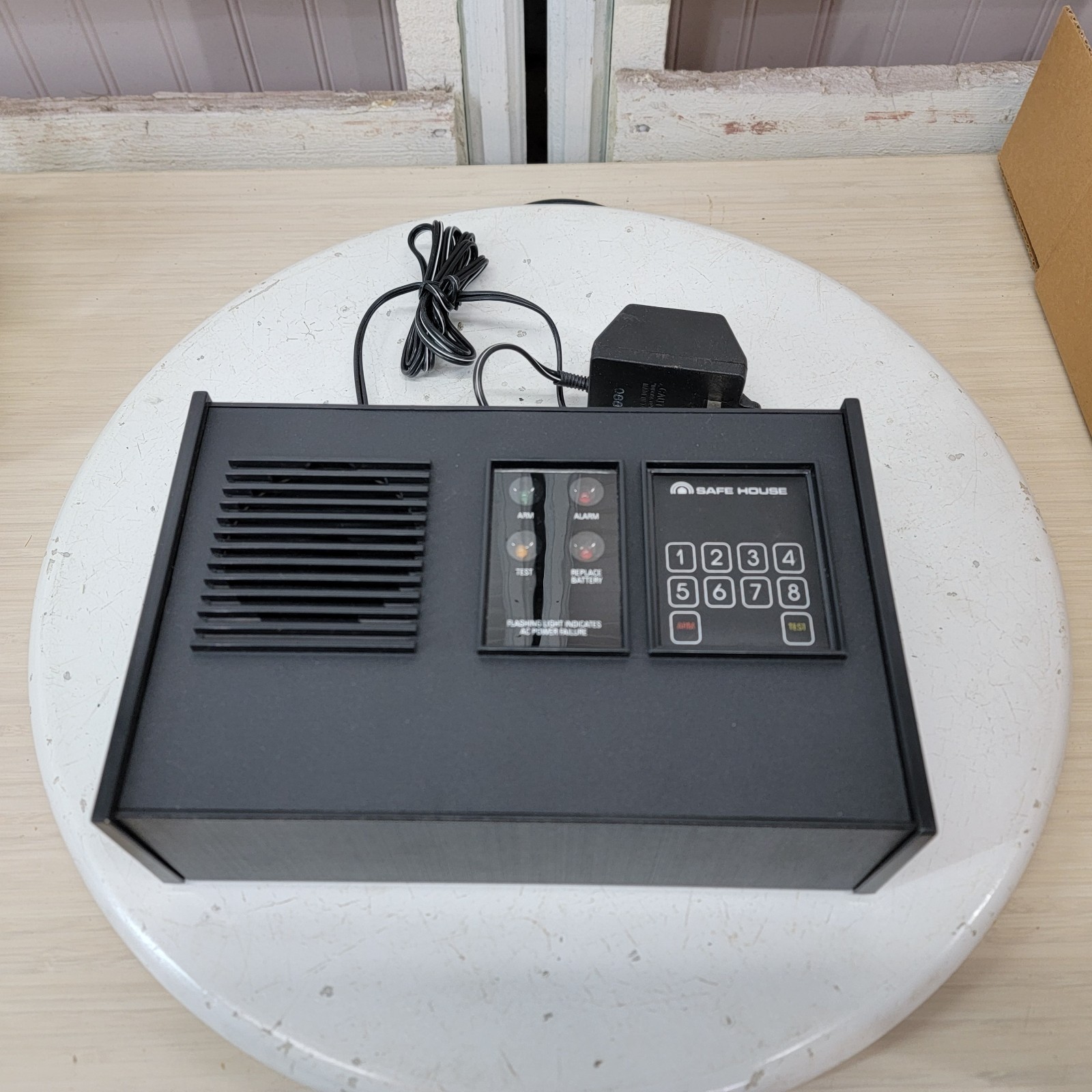 Vintage Safe House 49-302 Ultrasonic Plus Home Burglar Alarm Radio Shack Tested
