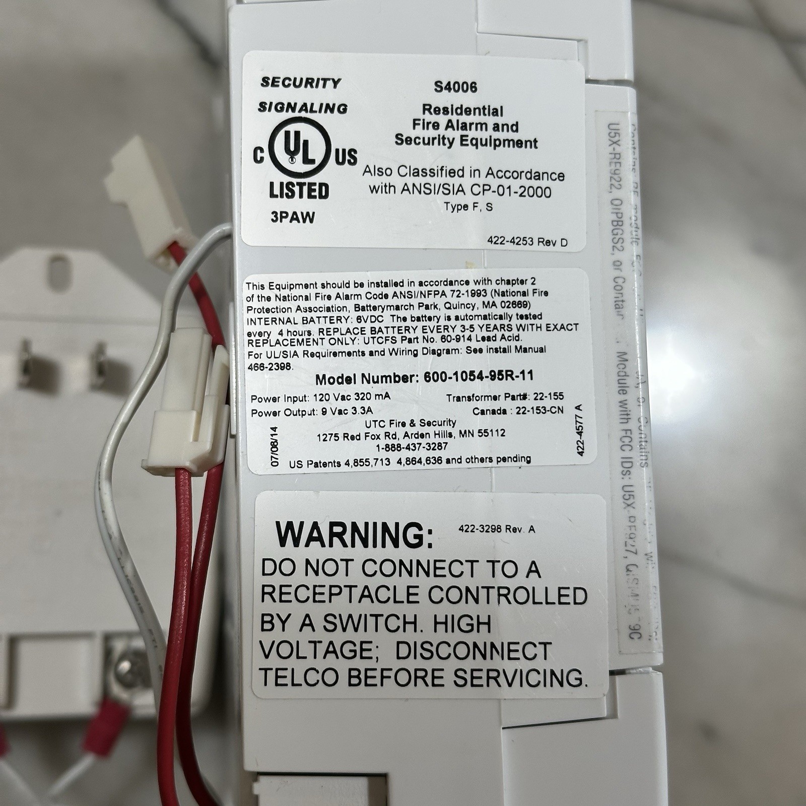 Interlogix GE Security Panel 600-1054-95R-11 w/ Power Adapter