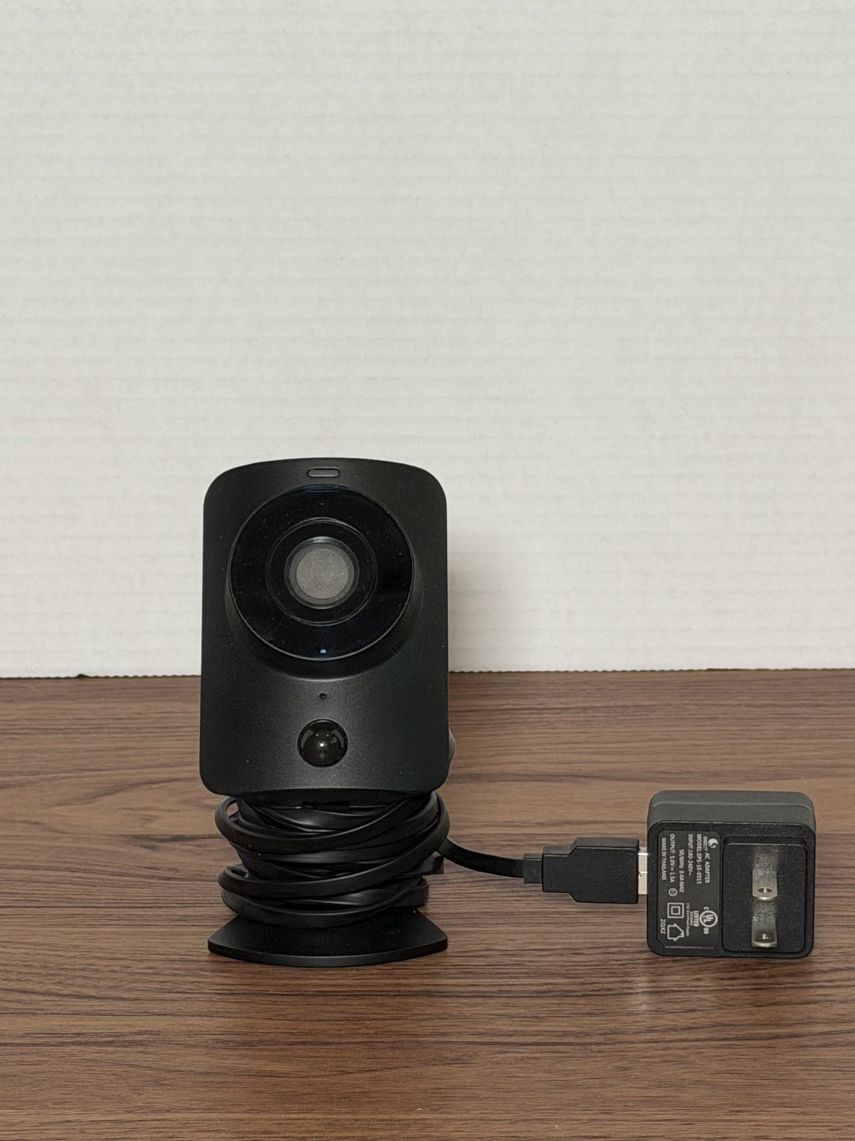 SimpliSafe SimpliCam 1080p Wireless Security Camera – Black