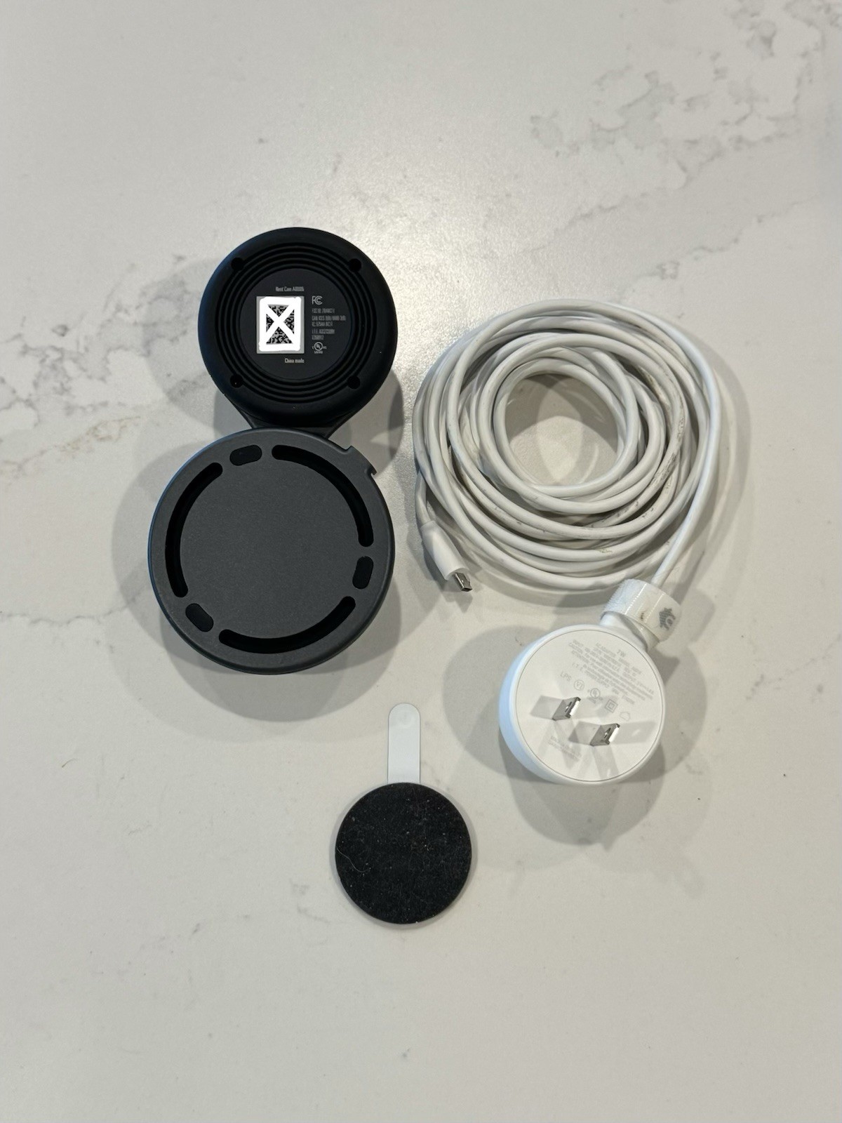 Nest Cam Indoor Security Wi-Fi Camera 1st Gen A0005 w/ Mount
