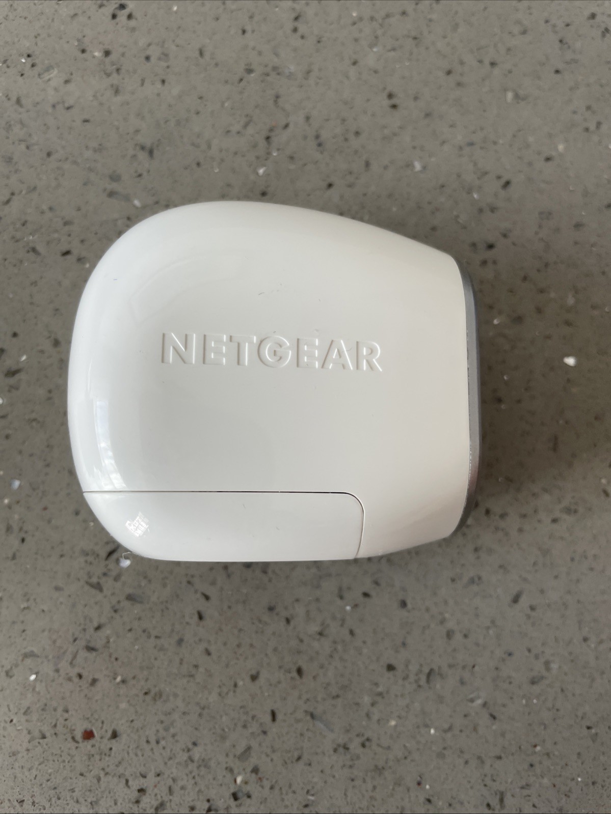 (M) Arlo NETGEAR VMC3030 HD Security Camera Magnetic