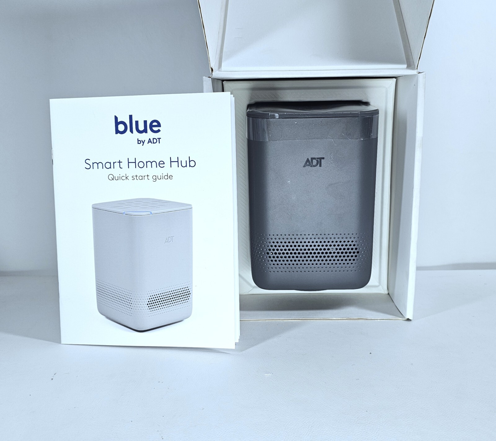 Blue by ADT Smart Home Hub S40LR1-01 – Graphite
