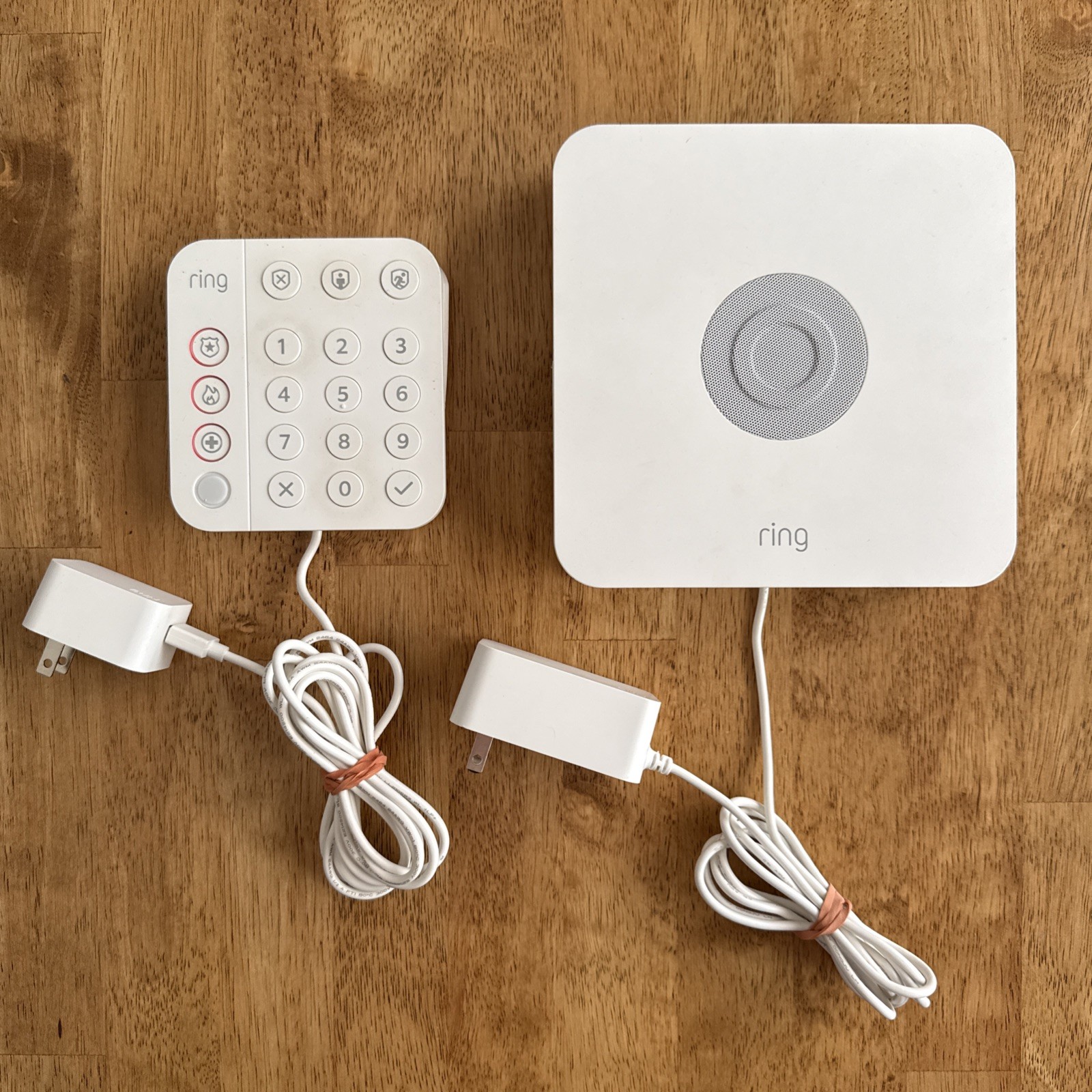 RING Alarm BaseStation US 4HB1U90EN0 ZWave & Wall Keypad 5AT2S7 & Power Supplies