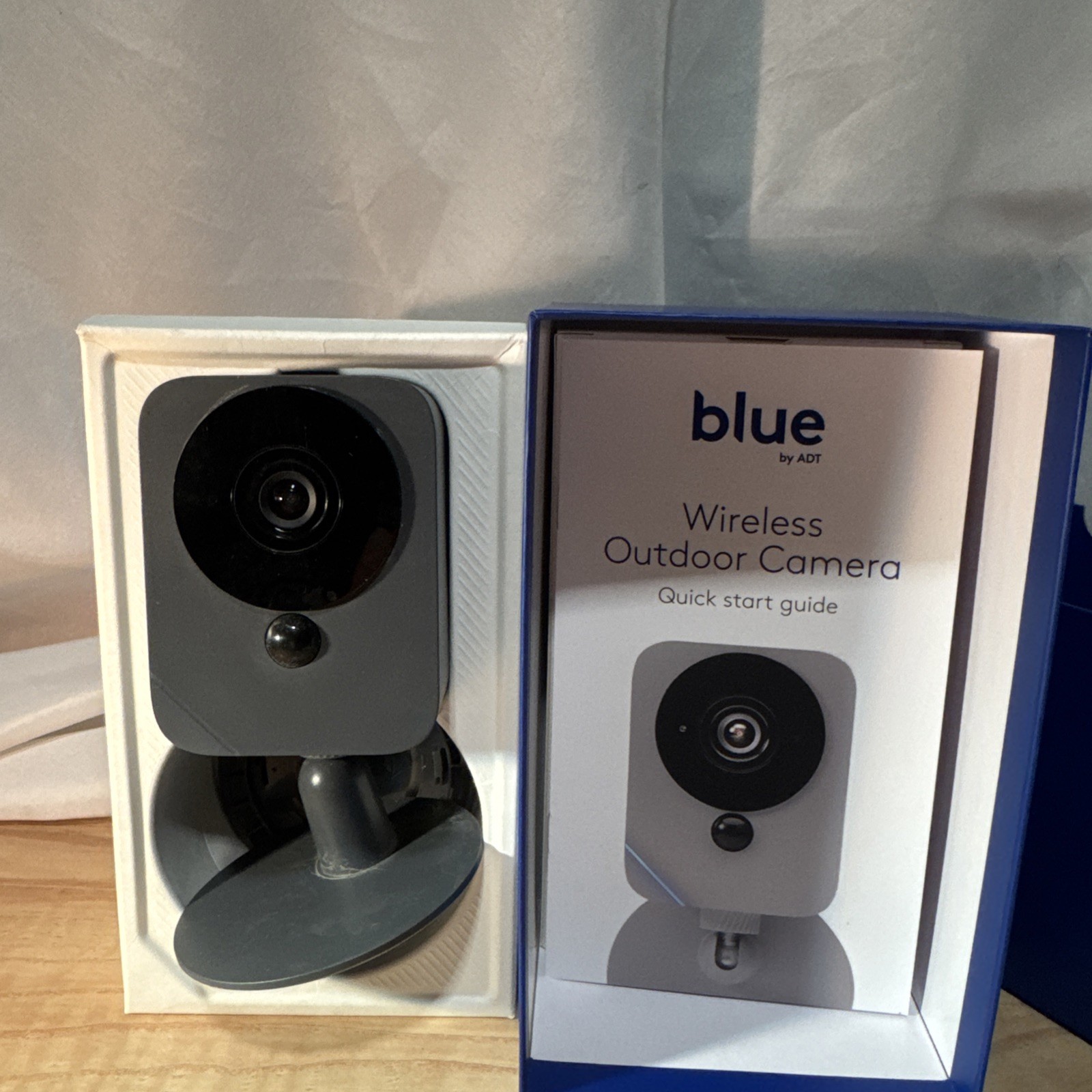 Blue By ADT Outdoor Camera, Model# SCE2R0-29-GR Graphite Open Box
