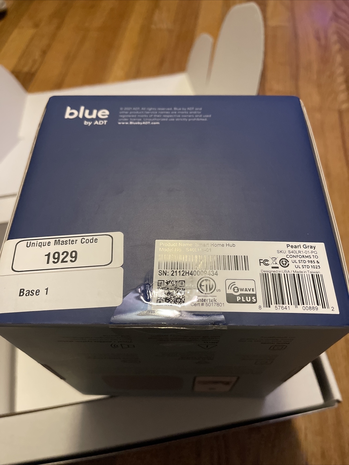 Blue by ADT Home Security System Set. Smart Hub, 4 Door/Window Sensors, 1 Motion