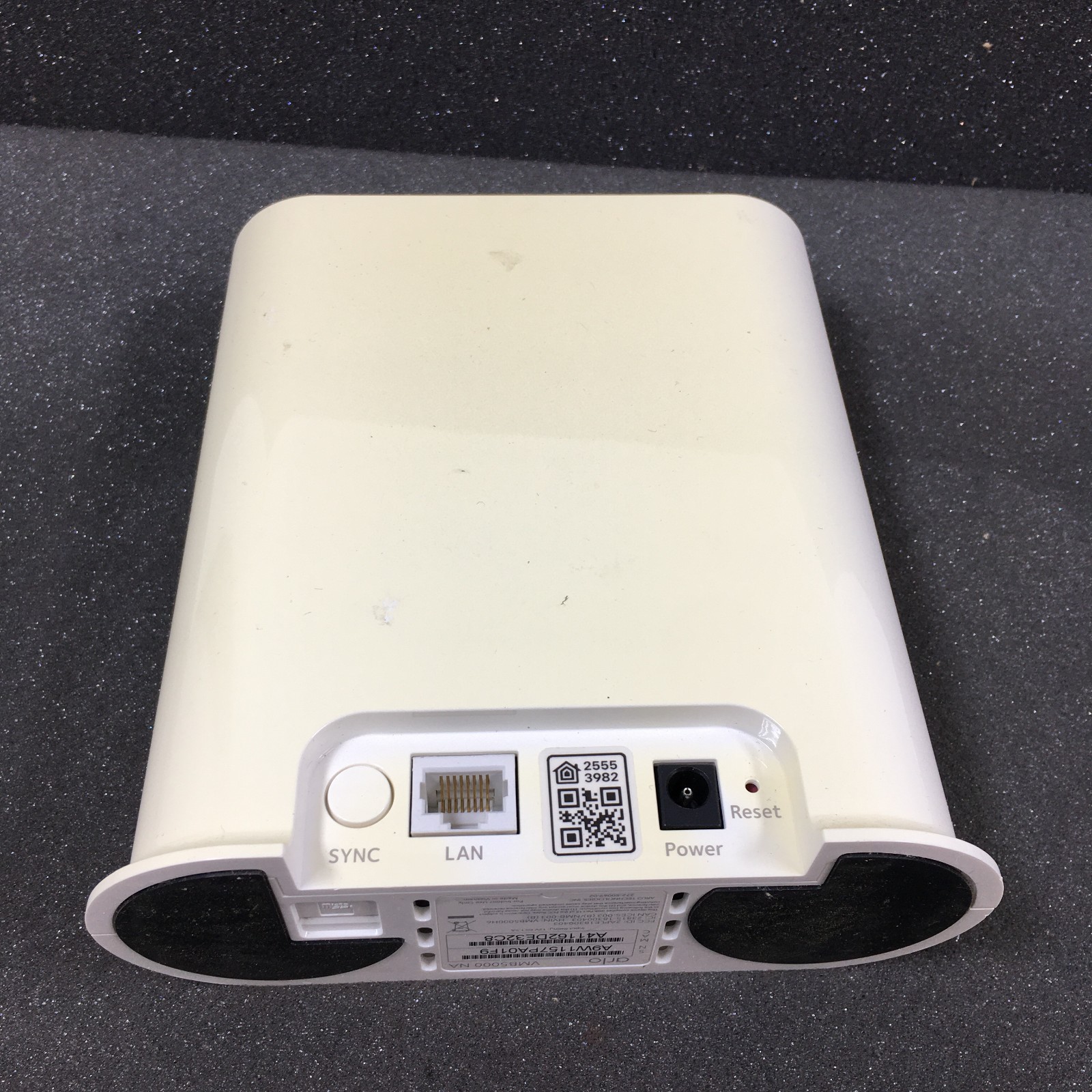 Arlo Ultra Smart Hub Base Station VMB5000 – White (Acceptable)