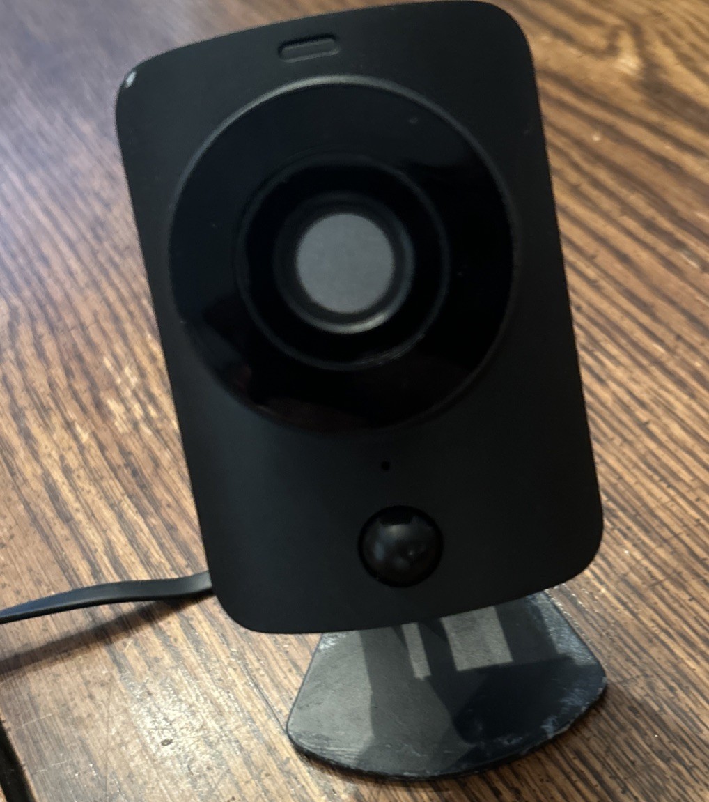SimpliSafe SimpliCam 1080p Wired Indoor Security Camera-SSCM2 W/ Cord WORKS READ