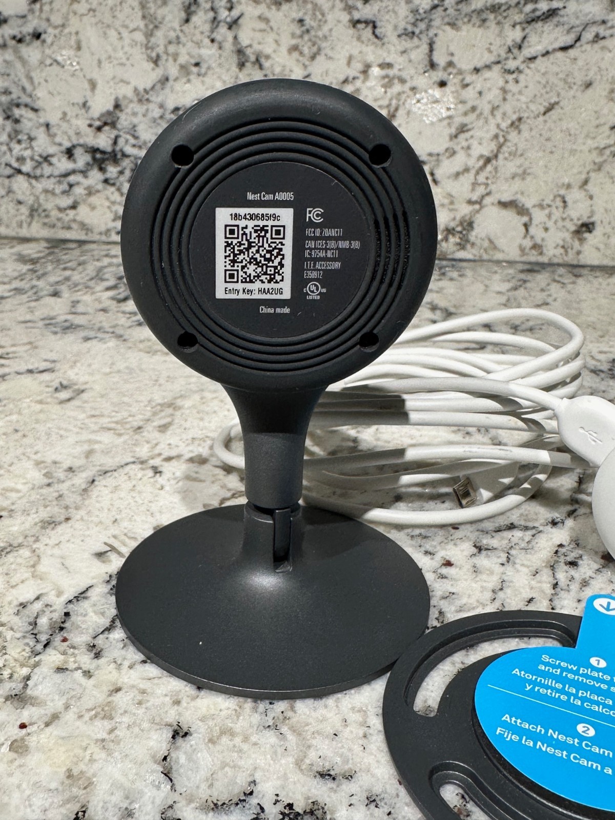 GOOGLE NEST Indoor Camera A0005 1st Gen Night Vision w/OG USB Metal Stand w/Base