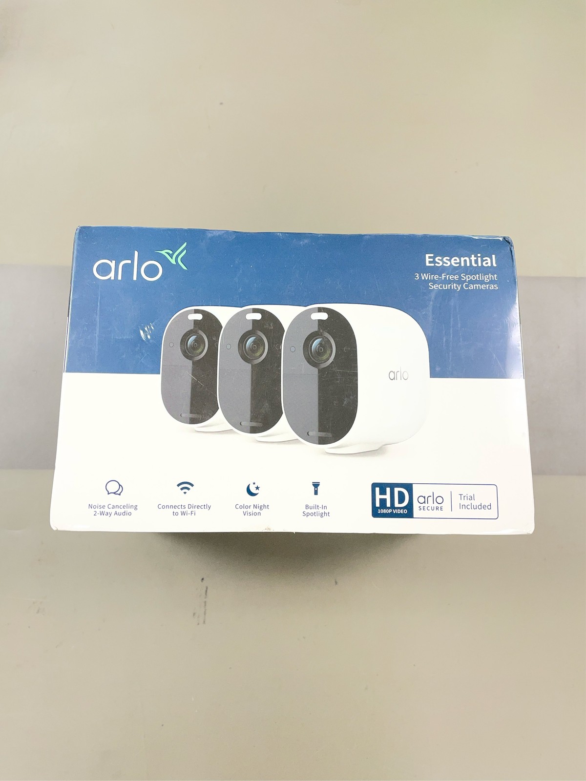 Arlo Essential 3-Cam Kit Plug-in Wired or Wireless Smart Indoor Security Camera