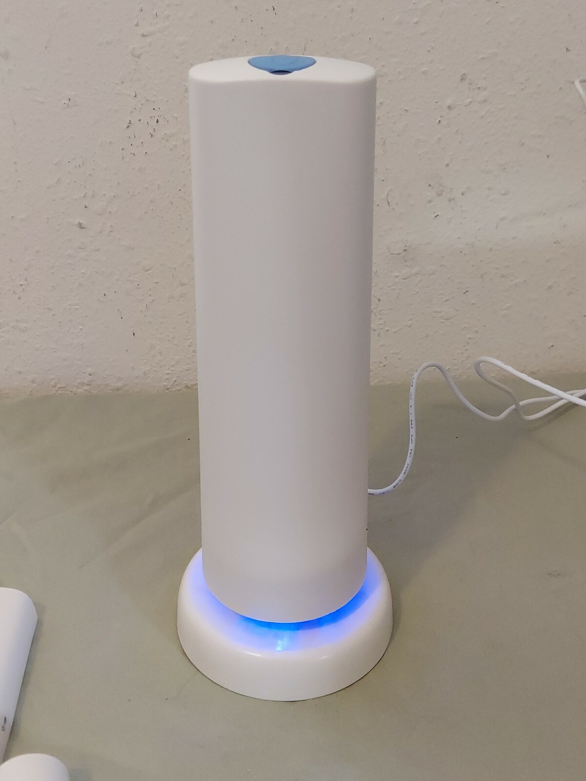 SimpliSafe Secured Home Wireless Security System 5 Piece Kit