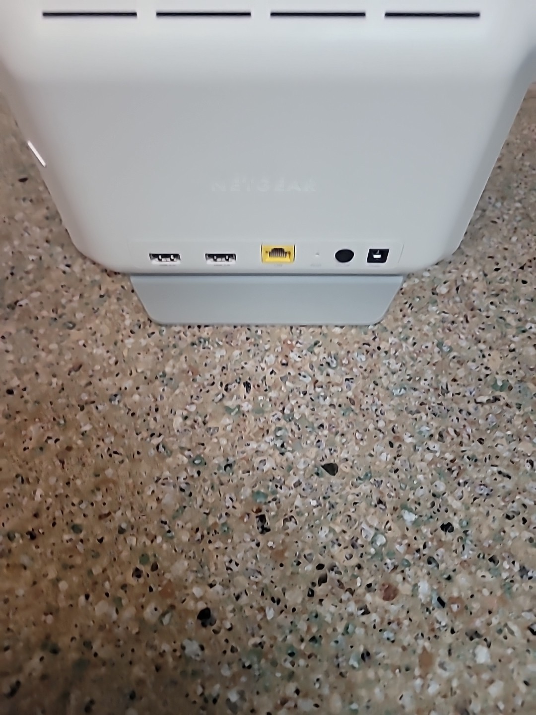 Netgear Arlo VMB3000 Smart Home Base Station W/ AC Power Adapter