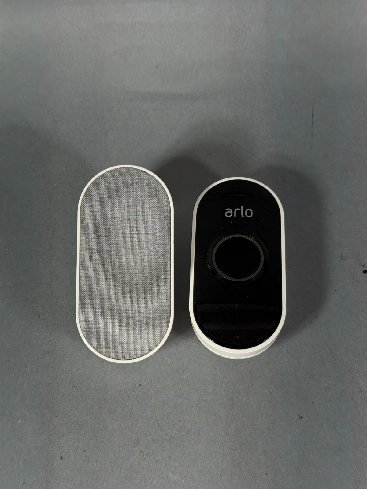 Arlo Audio Doorbell Wireless or Wired (AAD1001-NAS) with Arlo Chime (AC1001-NAS)