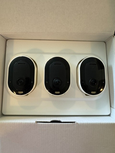 Arlo VMC4350P-100NAS White Wireless Security Camera – 3 Camera Bundle
