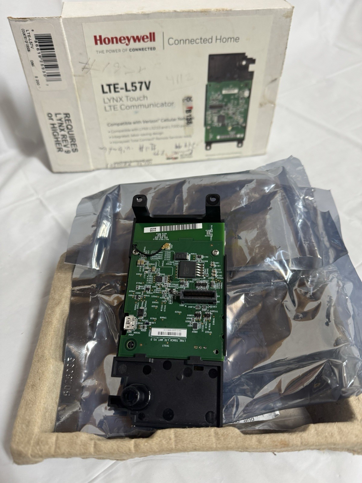Honeywell LTE-L57V Verizon LTE Communicator Lynx Touch L5210 L7000 – Open Box