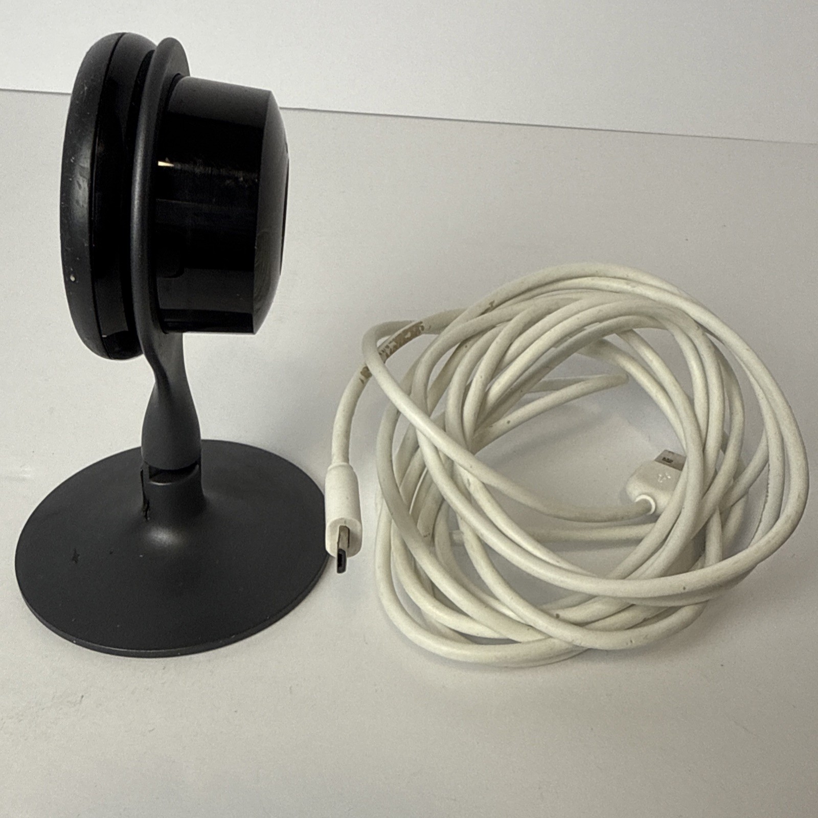 Google Nest Cam Indoor Security Camera A0005 1st Gen Tested Wired Pre-owned