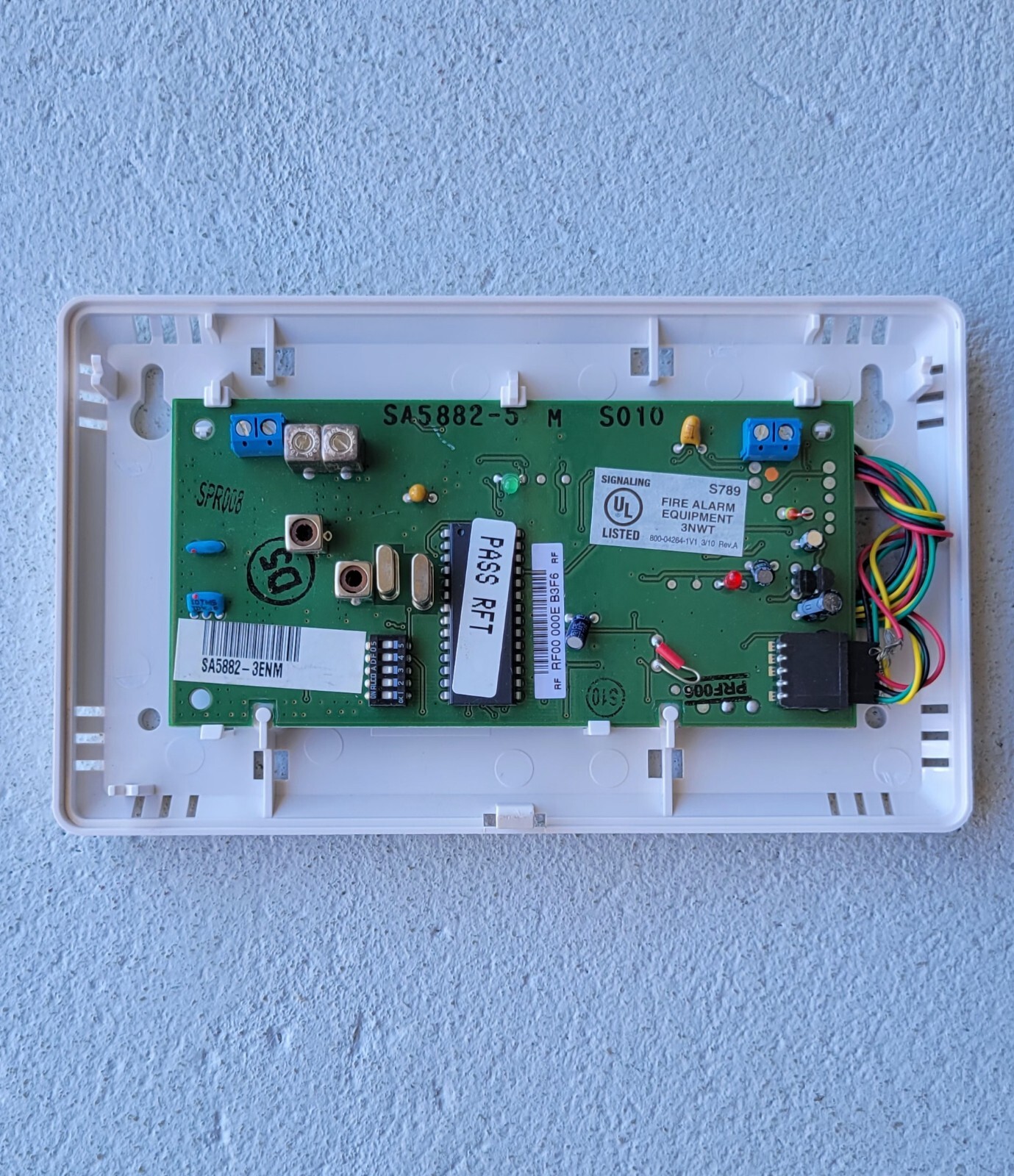 Honeywell Medium Wireless Receiver, Model # SA5882-3ENM, Pre-owned, Tested.