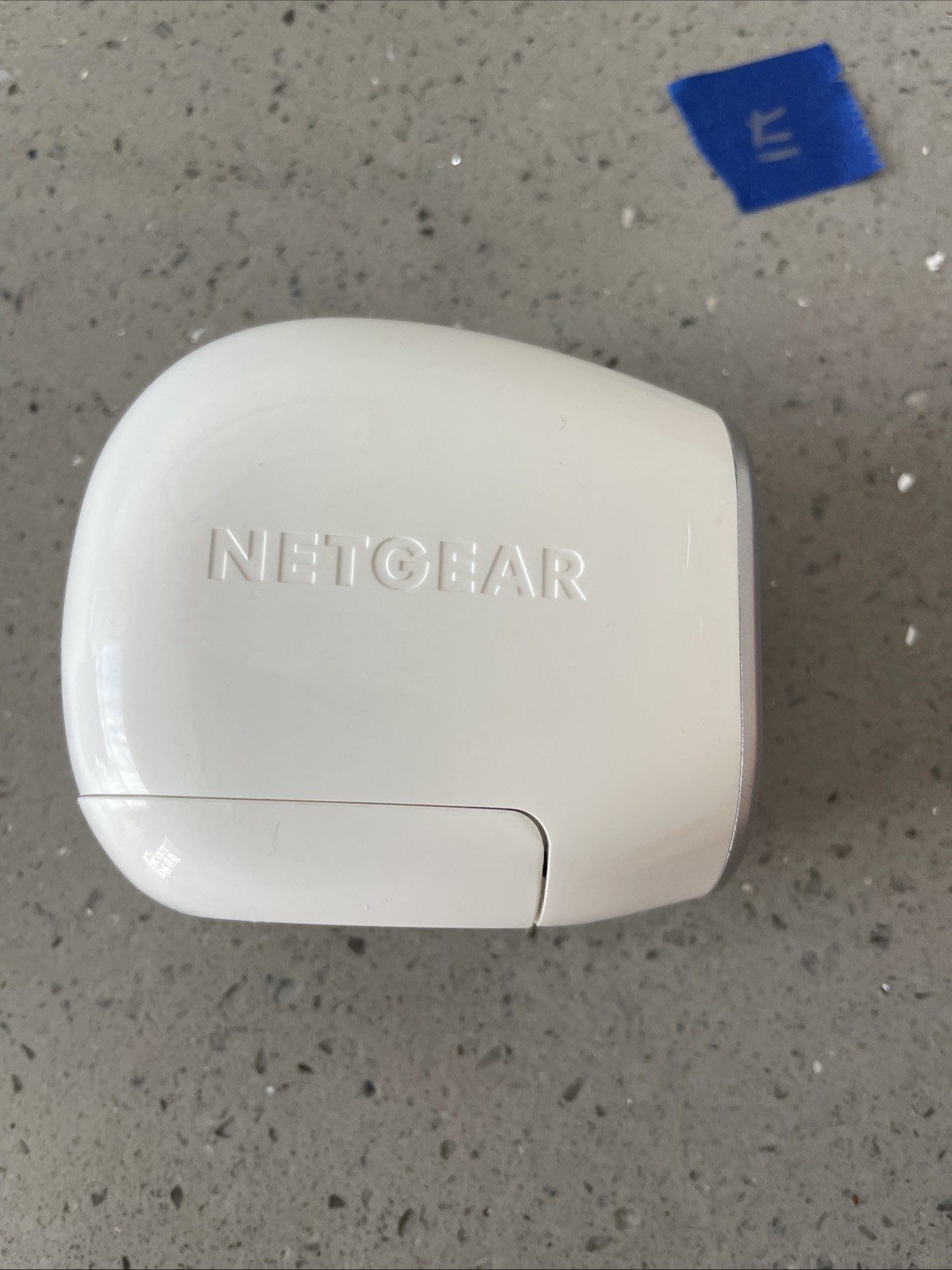 (M) Arlo NETGEAR VMC3030 HD Security Camera Magnetic