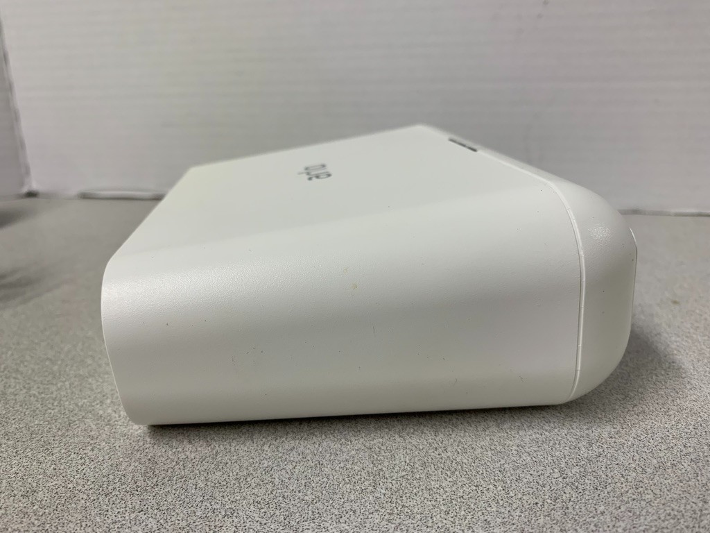 **NETGEAR Arlo Pro VMB4000 – Cameras, Base Station – Untested – READ