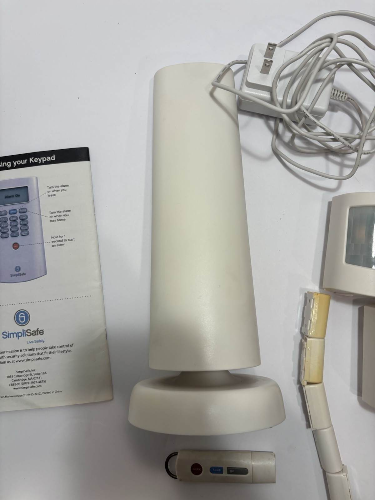 SimpliSafe Wireless 1st Generation Home Security Alarm System Bundle