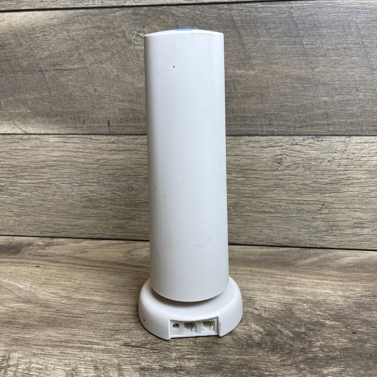 SimpliSafe BS2000 White Home Security System Wall Mounted Wireless Base Station