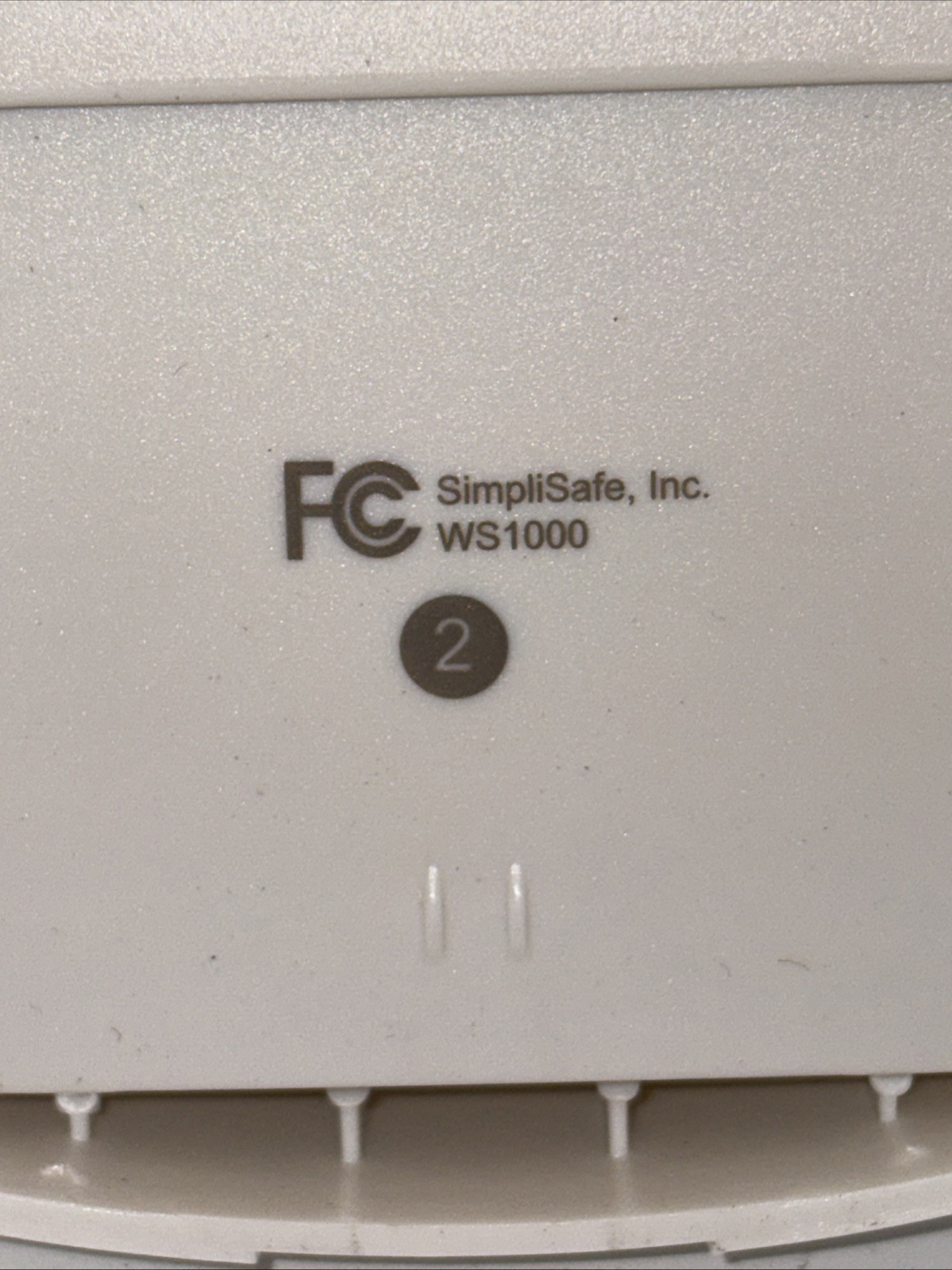 SimpliSafe 105 Decibel Wireless Siren WS1000 External 105db Home Security Alert