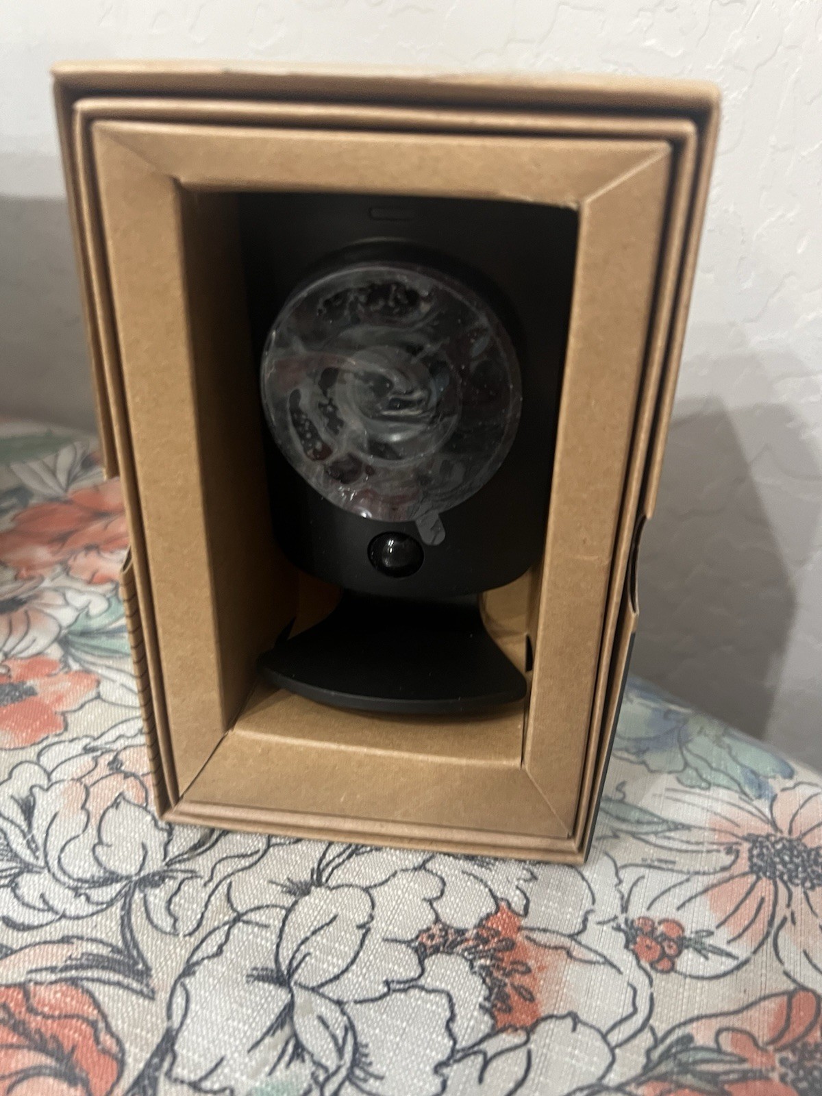 SimpliSafe SimpliCam 1080p Wireless Security Camera – Black UNTESTED
