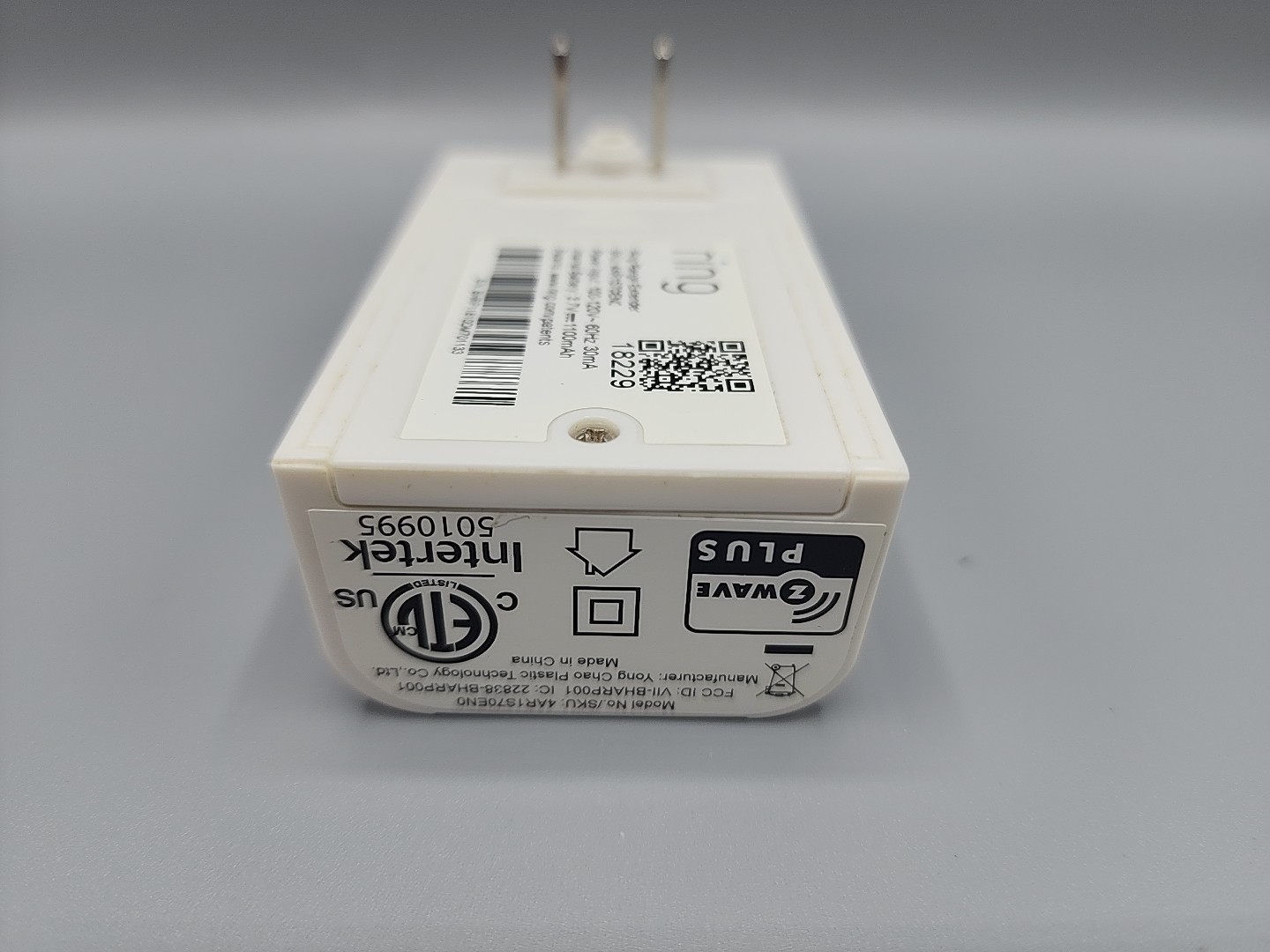 Ring Range Extender (2nd Gen) Model 4AR1S70EN0 – Tested & Working