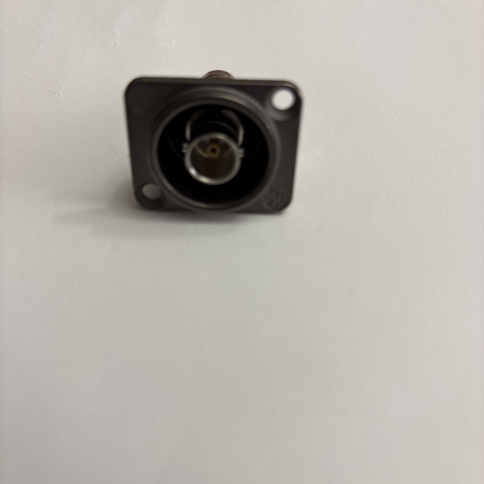 Neutrik NBB75DFIB BNC