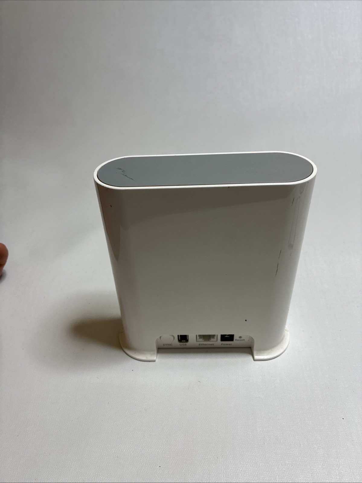 Arlo Pro SmartHub Connects Arlo Cameras to Wi-Fi VMB4540 Device Only No Cord