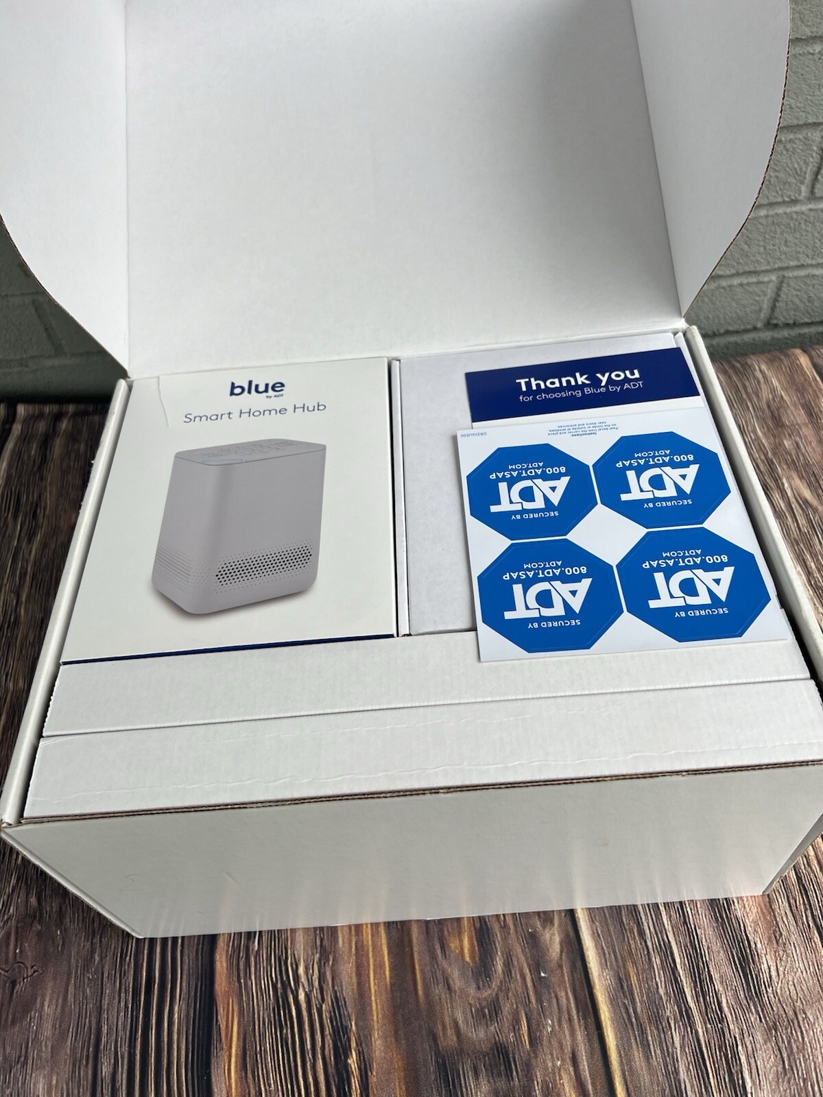 ADT Starter Kit DIY Security System BRK101R0-01