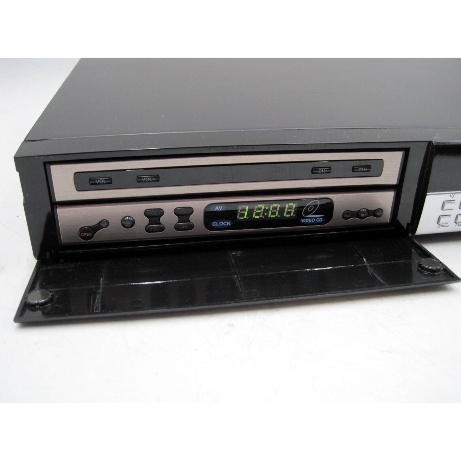 Digital QSDF8204 Video Security Recording System 250GB W/LCD PARTS OR REPAIR