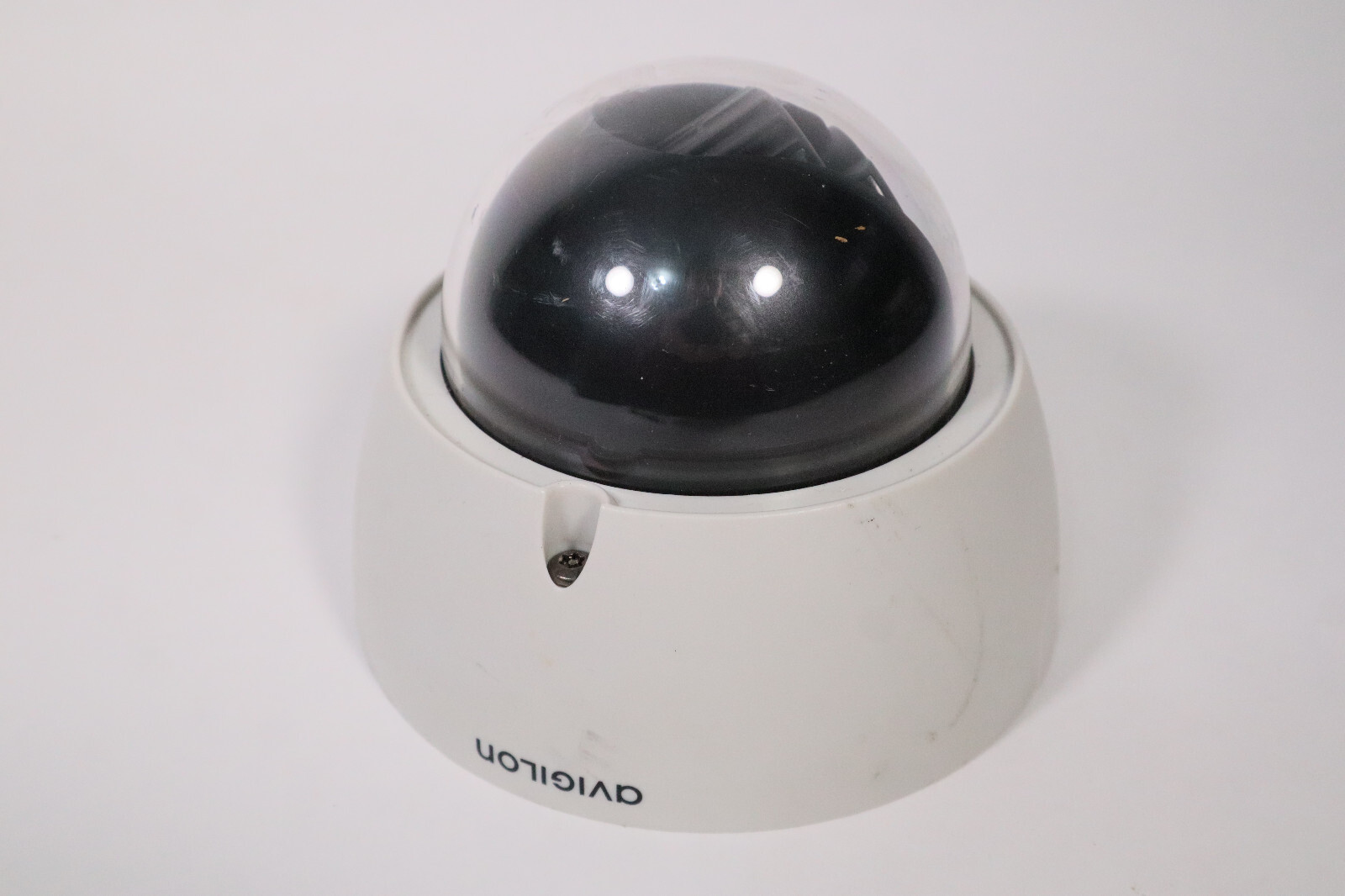 Avigilon 1.0-H3-D1 1MP H.264 IP Indoor Varifocal Dome Camera 1280 x 720 IPv4 (2)