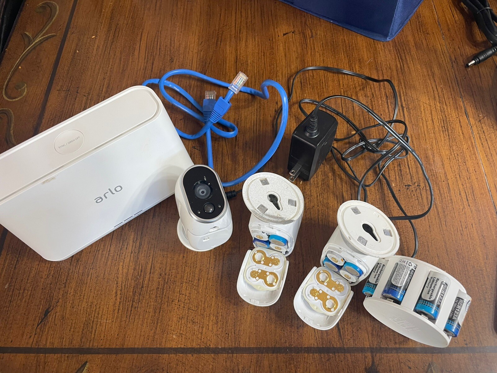 Arlo 3 Camera System VMC3030 And Home Base VMC4000 Wireless Security Camera