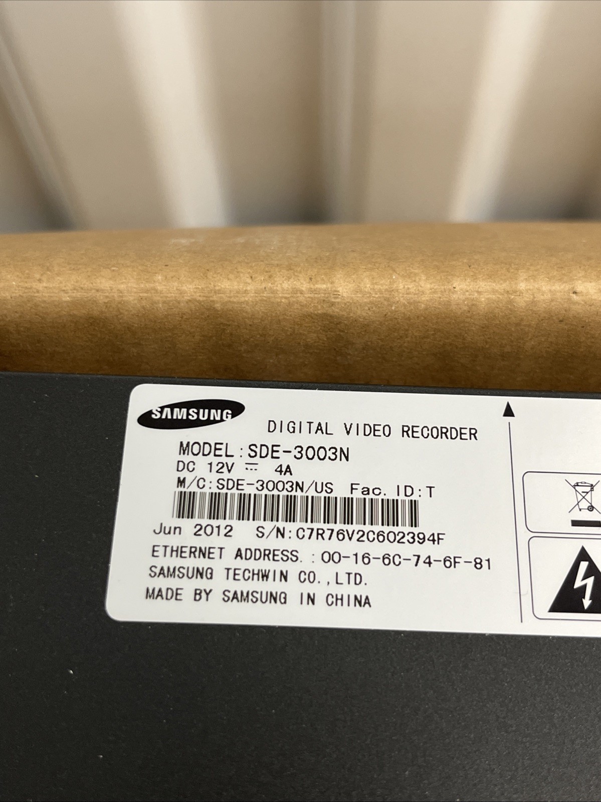 Samsung 4CH Real-Time DVR w/ 4 Hi-Res Cameras 1TB HDD #SDE-3003, NEW (Open Box)