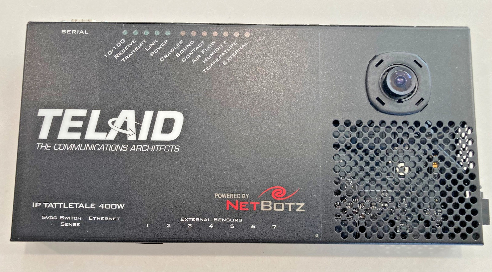 NetBotz WallBotz 400C Security + Environment Monitoring Appliance Telaid-branded