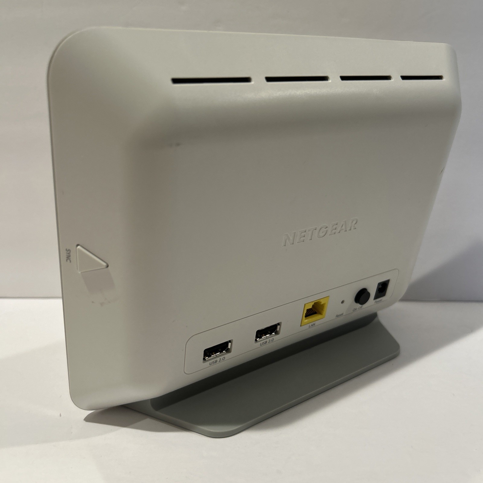 Netgear Arlo Base Station VMB3000 Wireless Router -No Power cord