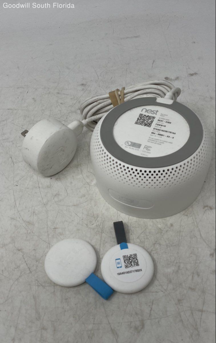 Google Nest A00249 White Wireless Guard Hub And 2 Tags Secure Alarm System