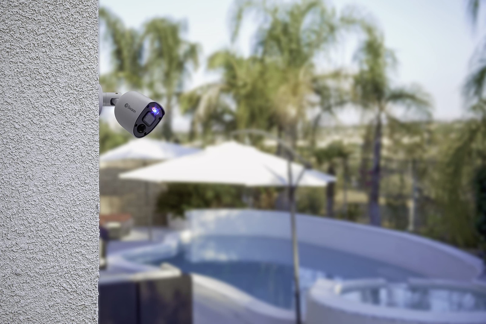 Swann Add-On DVR Flashing Light Bullet Security Camera Sensor Spotlight 4K UHD
