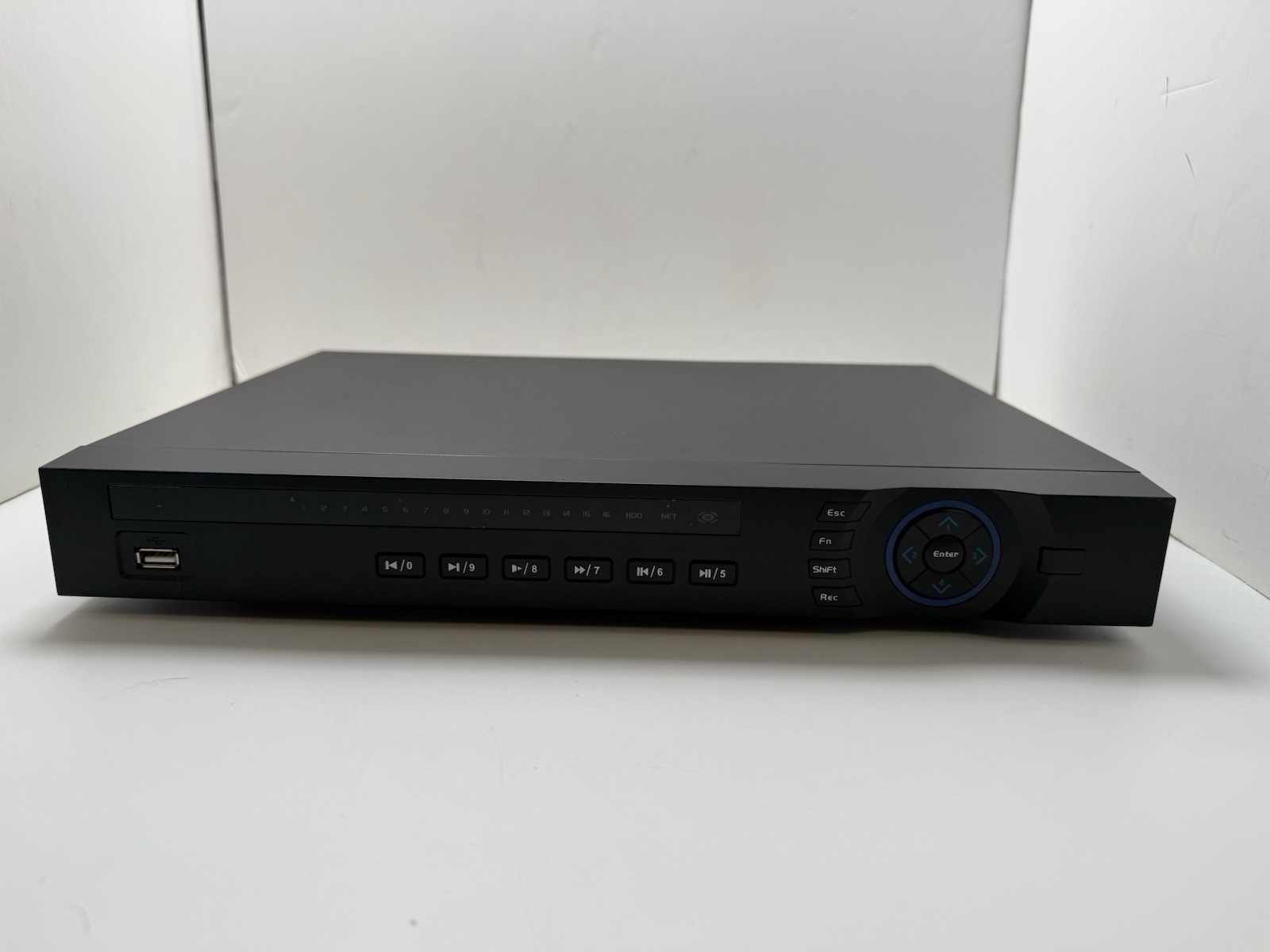 Network Video Recorder NVR4204-P-ADT-4 HDD 2TB *NEEDS PASSWORD*