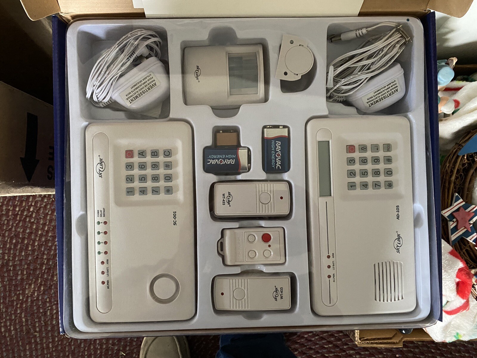 Skylink SC-100 Security System Deluxe Kit New